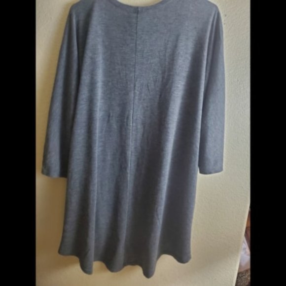 Lularoe Lindsay Gray Cozy Open Front Cardigan - Picture 2 of 3